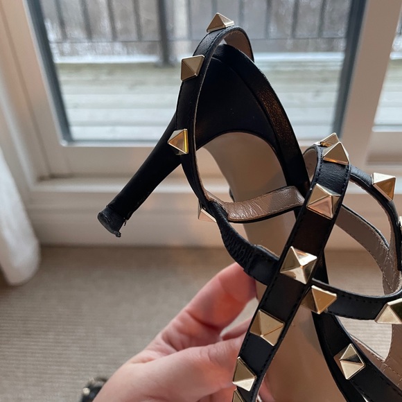 VALENTINO SANDALS WITH KITTEN HEEL - Picture 7 of 10